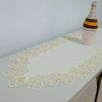 Caminho de Mesa Bordado Guipir em Tecido Organza